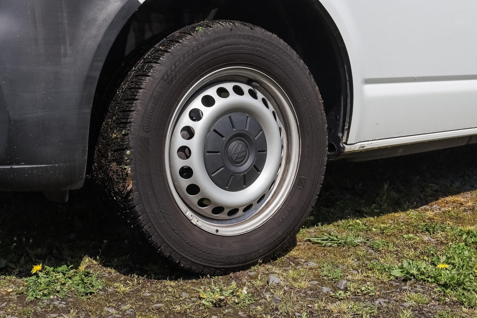 Volkswagen T6.1 Kasten 2.0 TDI Klima, Parkpilot, Mobiltelefon-Schnittstelle