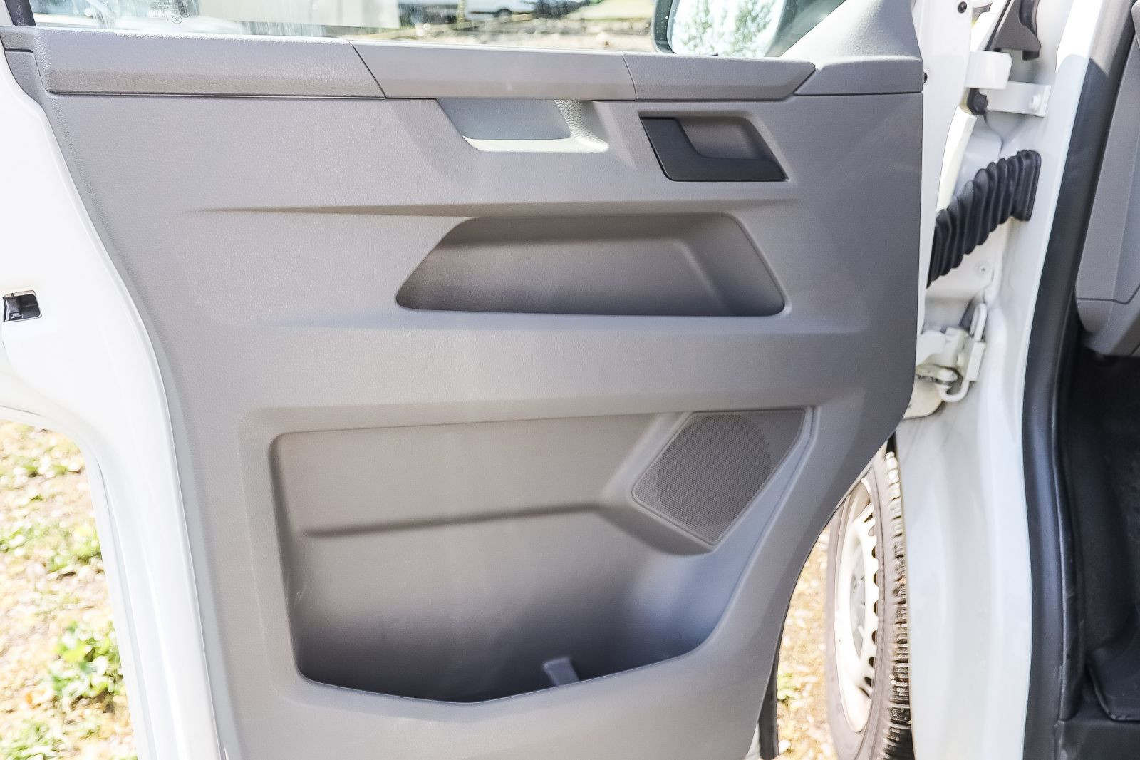 Volkswagen T6.1 Kasten 2.0 TDI Klima, Parkpilot, Mobiltelefon-Schnittstelle