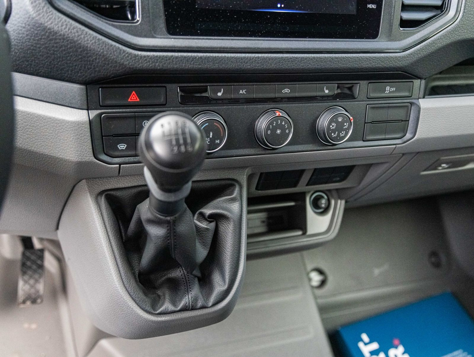 Volkswagen Crafter 35 Palfinger Koffer + Ladebordwand, Navi