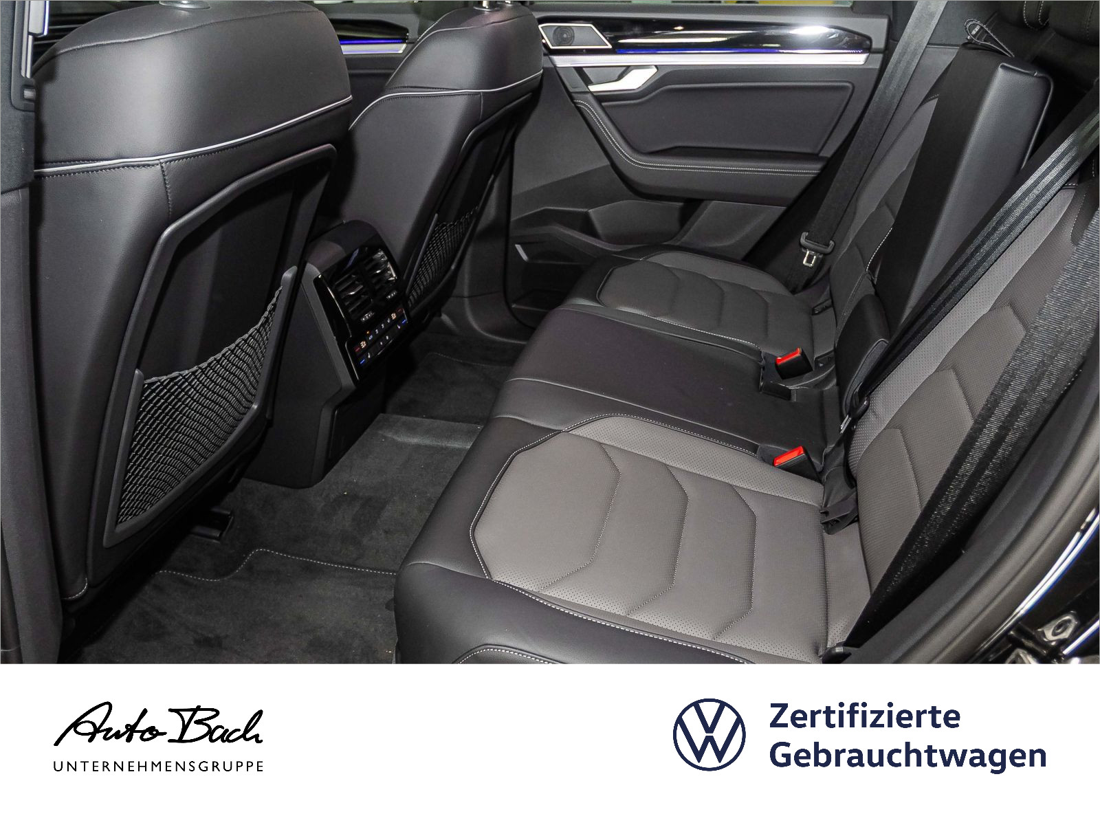 Volkswagen Touareg 3.0 V6 TDI R-Line, Navi, LED, Panoramadach, Standheizung, Leder, AHK, ACC