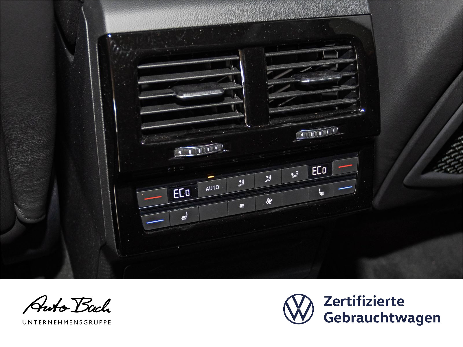 Volkswagen Touareg 3.0 V6 TDI R-Line, Navi, LED, Panoramadach, Standheizung, Leder, AHK, ACC