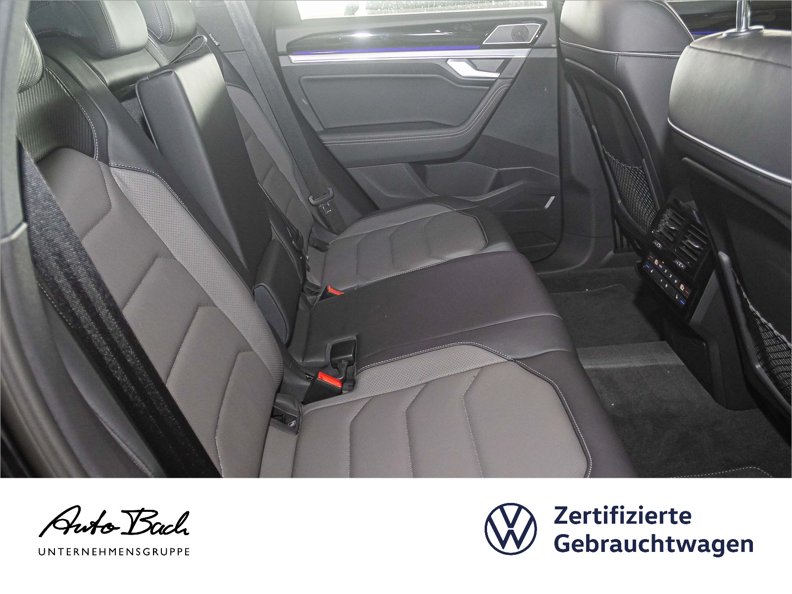 Volkswagen Touareg 3.0 V6 TDI R-Line, Navi, LED, Panoramadach, Standheizung, Leder, AHK, ACC