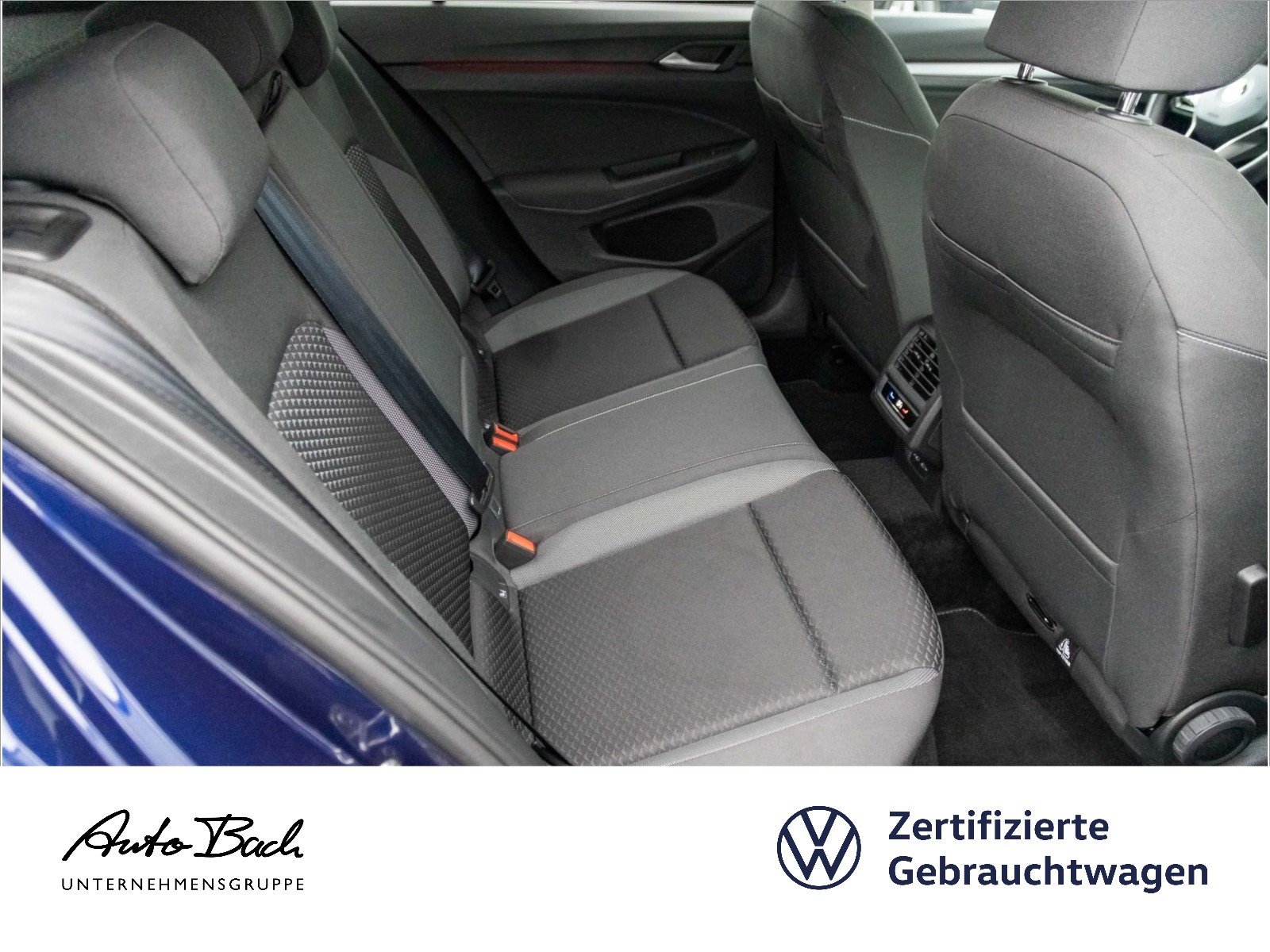 Volkswagen Golf VIII 1.5 eTSI "ACTIVE" DSG Navi LED ACC Digital Cockpit EPH AHK