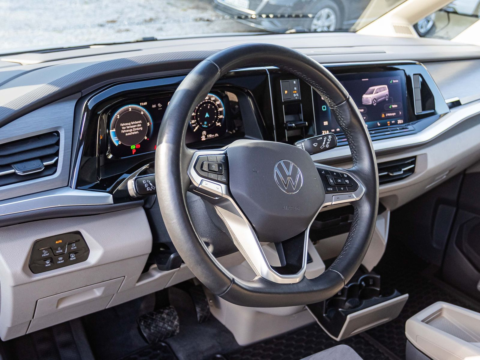 Volkswagen T7 Multivan 2.0 TDI Life Lang | Navi | DCC