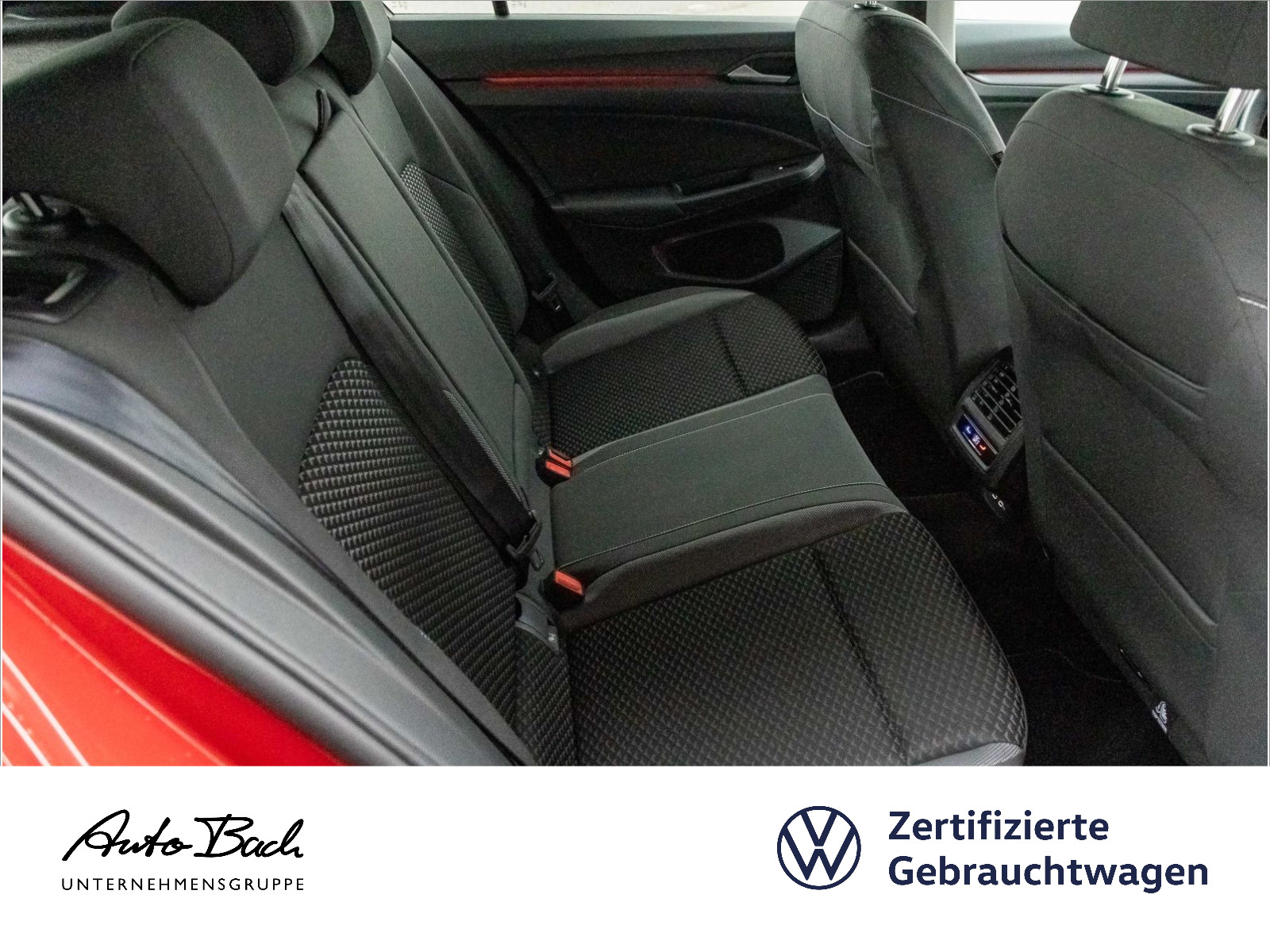 Volkswagen Golf VIII 1.5 eTSI "ACTIVE" DSG Navi LED Digital Cockpit ACC EPH AHK