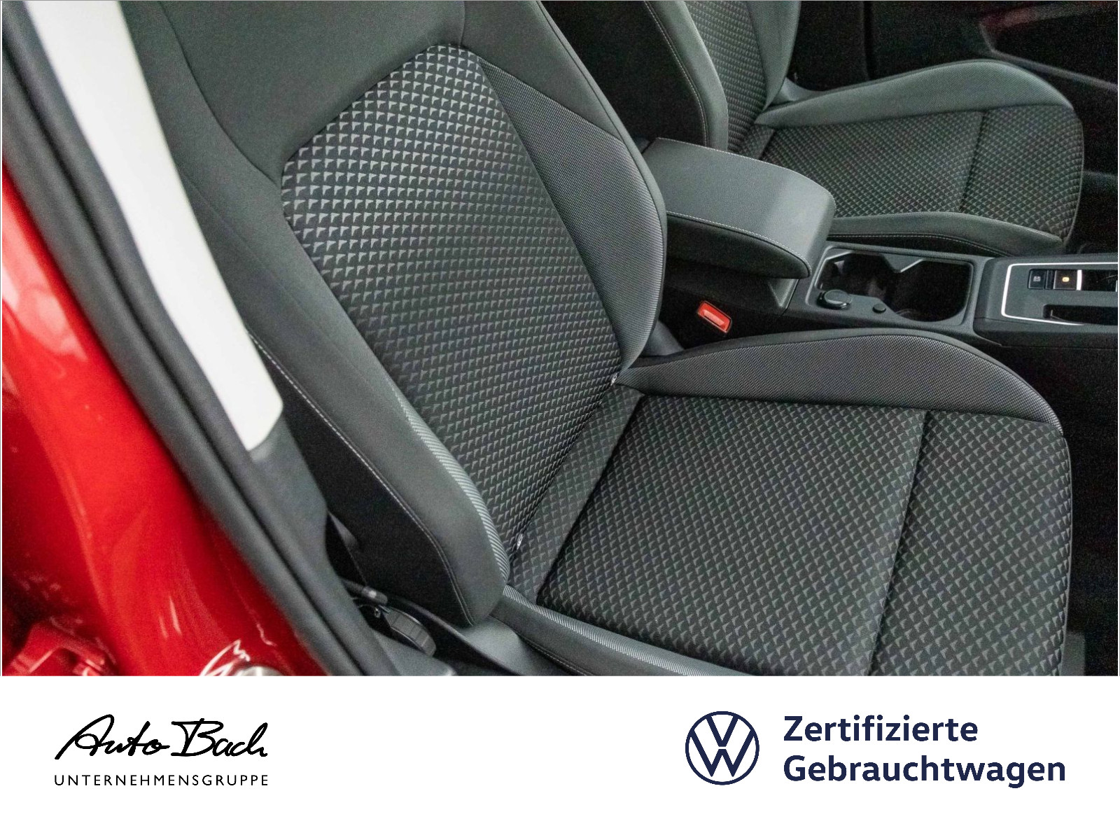Volkswagen Golf VIII 1.5 eTSI "ACTIVE" DSG Navi LED Digital Cockpit ACC EPH AHK
