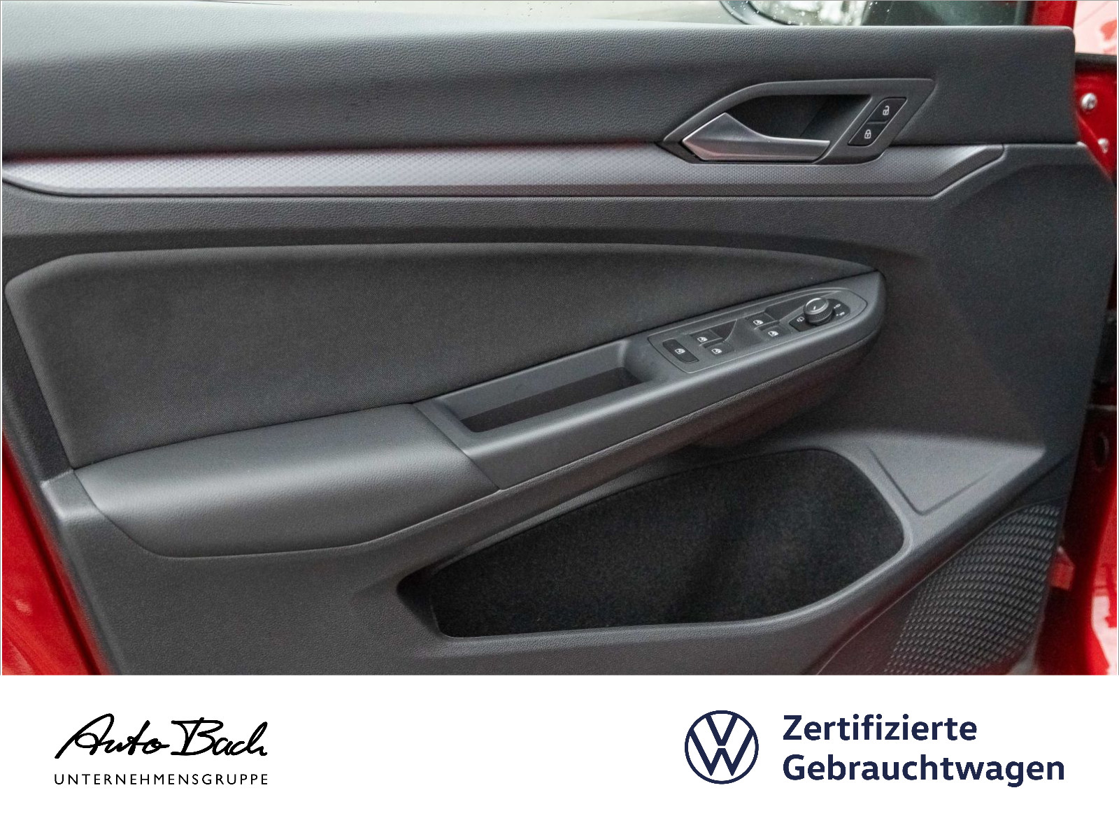 Volkswagen Golf VIII 1.5 eTSI "ACTIVE" DSG Navi LED Digital Cockpit ACC EPH AHK