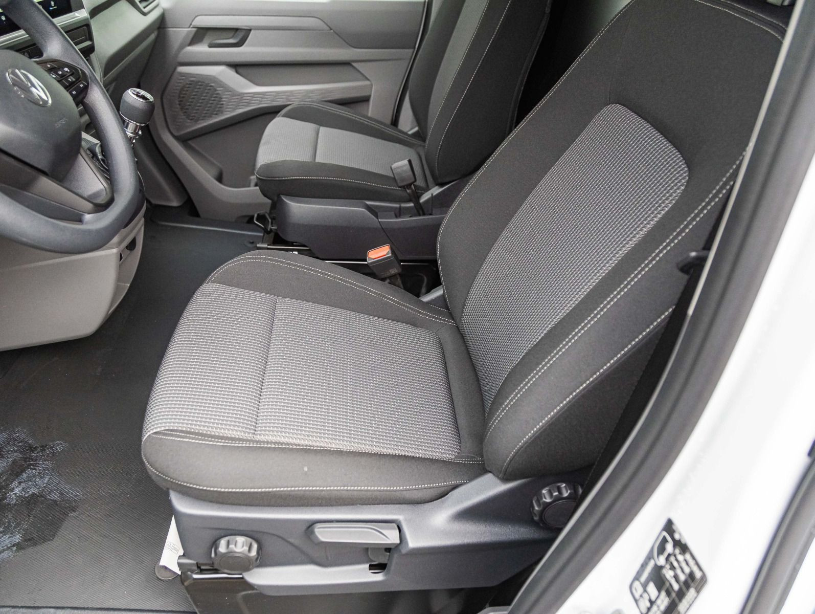 Volkswagen New Transporter Kasten 2.0TDI LR Navi CarPlay GRA AHK