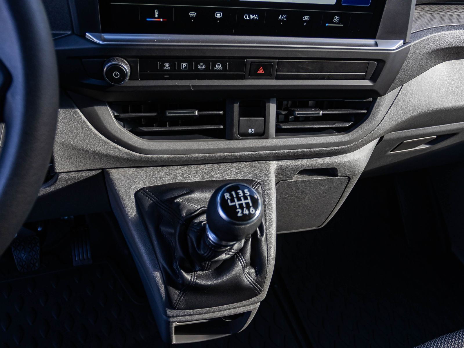 Volkswagen Transporter Kastenwagen Plus 2,0 l TDI | NAVI | AHK