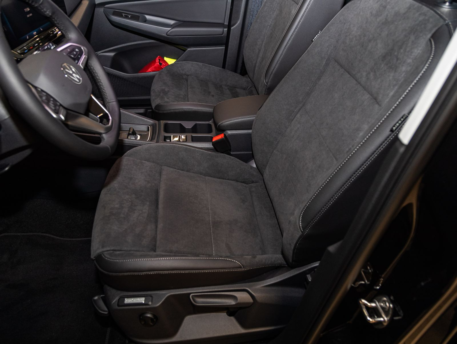 Volkswagen Caddy Style 1.5 TSI | Travel-Assist | Digi-Cockpit