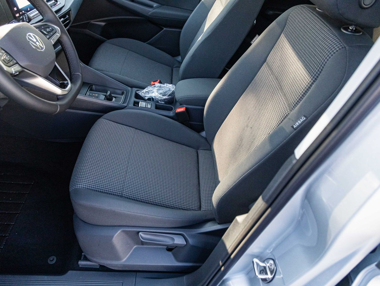 Volkswagen Caddy California 5-Sitzer 1,5 l TSI | NAVI | LED | Assistenzpaket