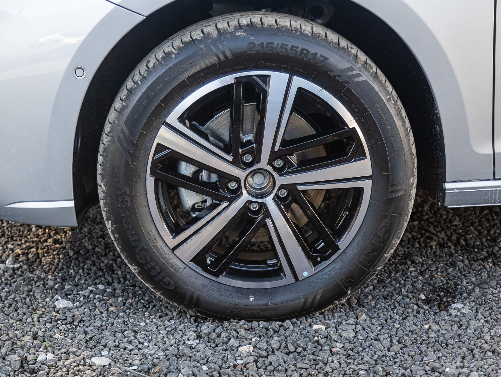 Volkswagen Caddy California 5-Sitzer 1,5 l TSI | NAVI | LED | Assistenzpaket