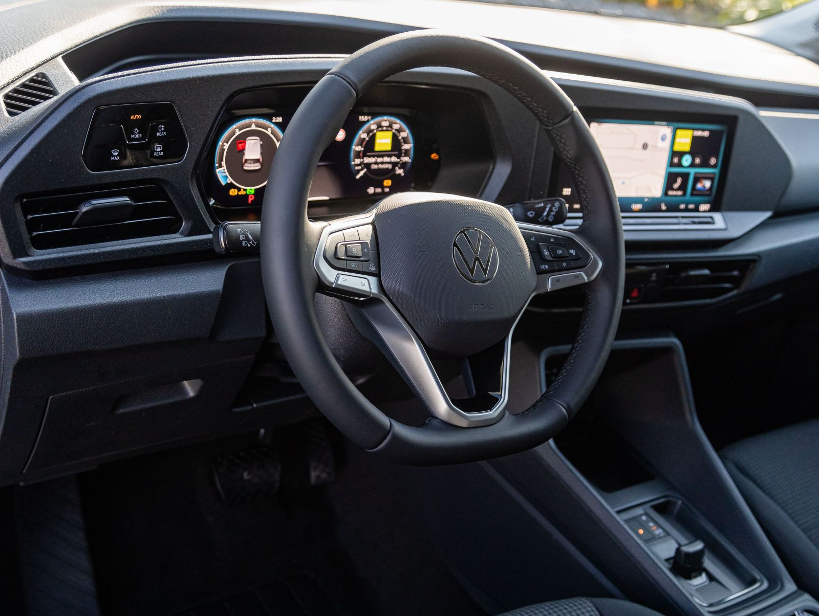 Volkswagen Caddy California 5-Sitzer 1,5 l TSI | NAVI | LED | Assistenzpaket