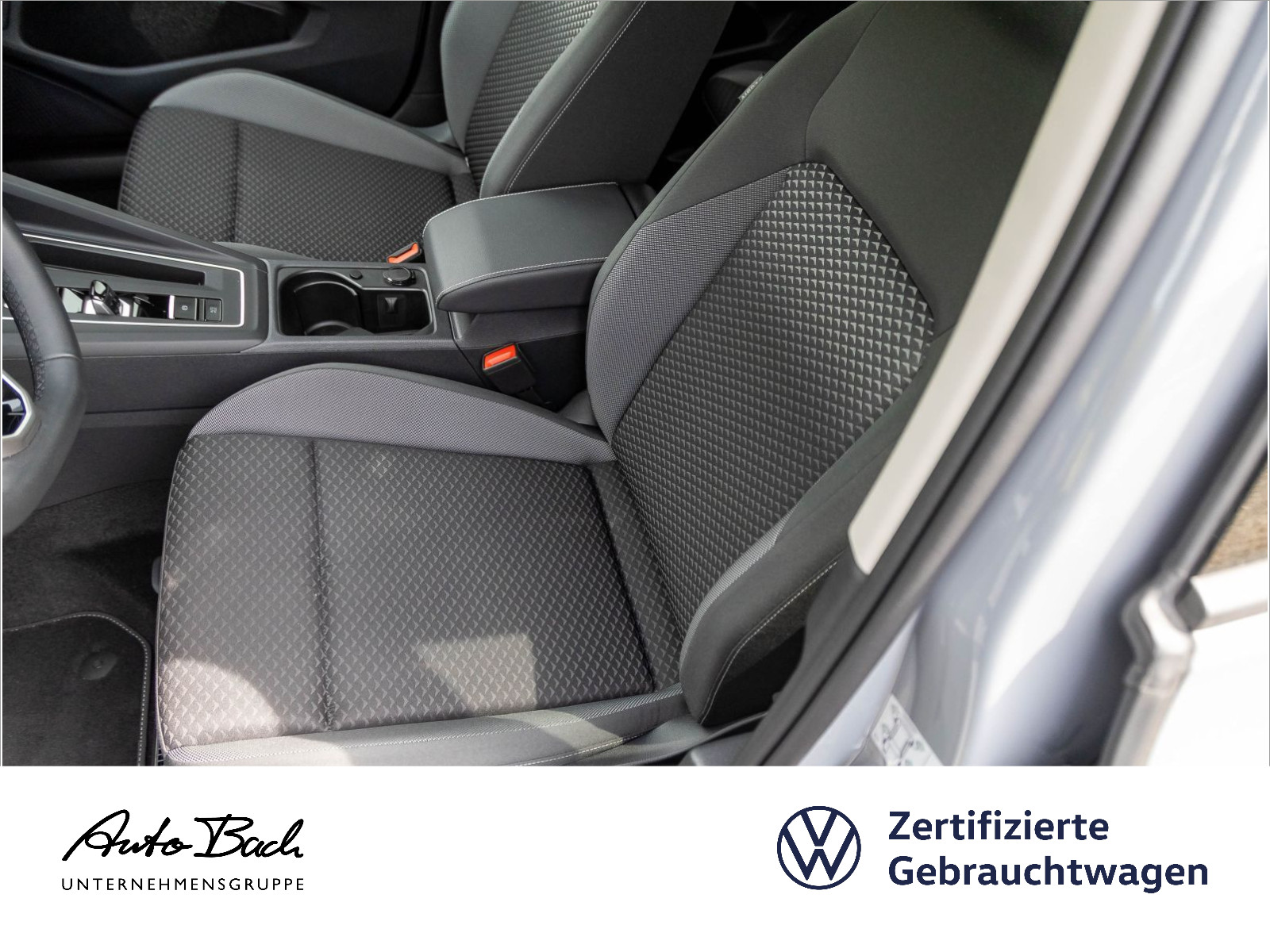 Volkswagen Golf VIII 1.5 eTSI "ACTIVE" DSG Navi LED Digital Cockpit ACC EPH