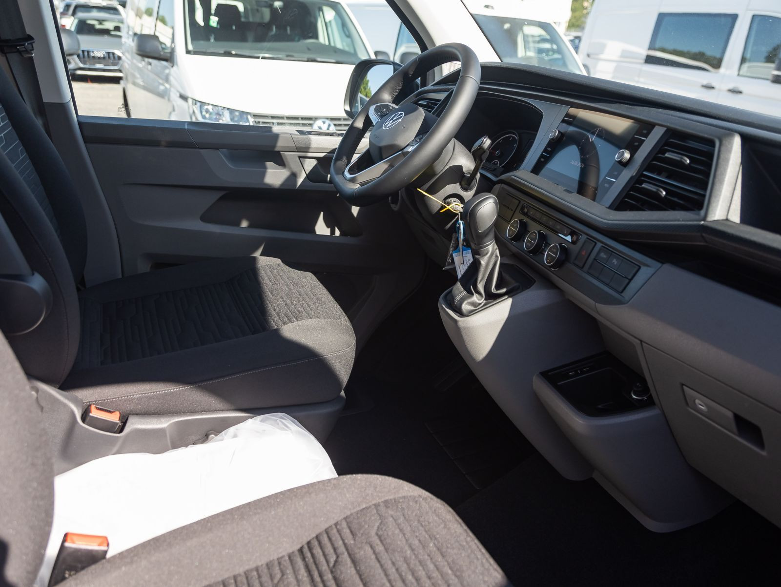 Volkswagen T6.1 Caravelle Comfortline 2.0 TDI DSG 8-Sitzer