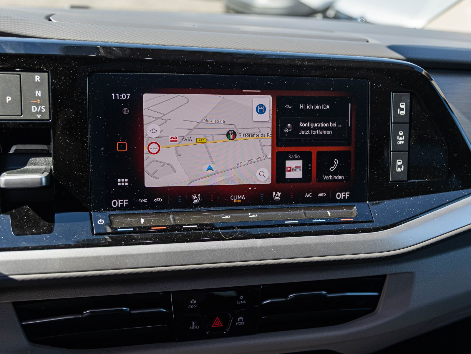 Volkswagen T7 Multivan 2.0TDI Style LR DSG Navi LED Standh Panorama HuD DCC ACC EPH AHK