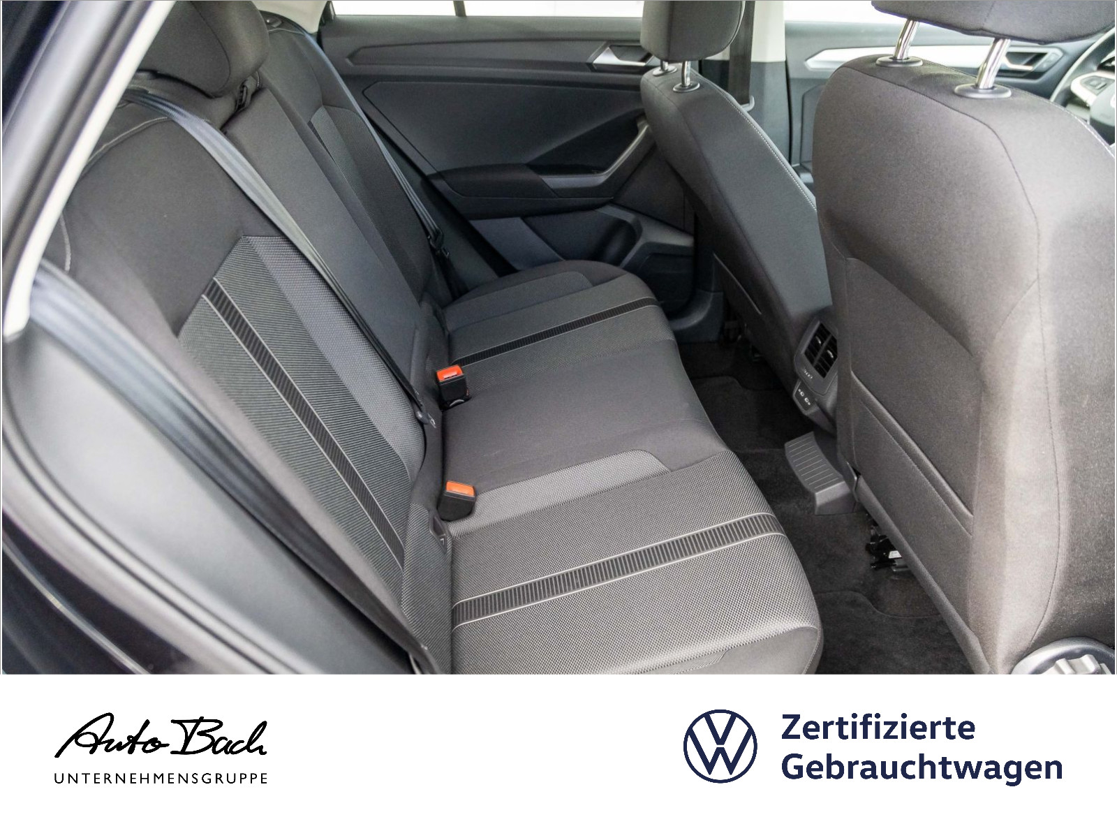 Volkswagen T-ROC 1.0 TSI LIFE, LED, Standheizung, Rückfahrkamera, App-Connect, Soundsystem