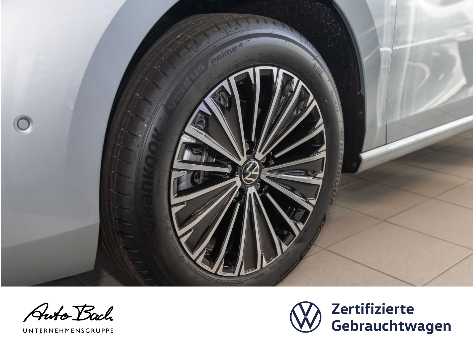 Volkswagen Passat Var. 2.0 TDI "Elegance" DSG Navi LED Digital Cockpit HuD ACC DCC EPH