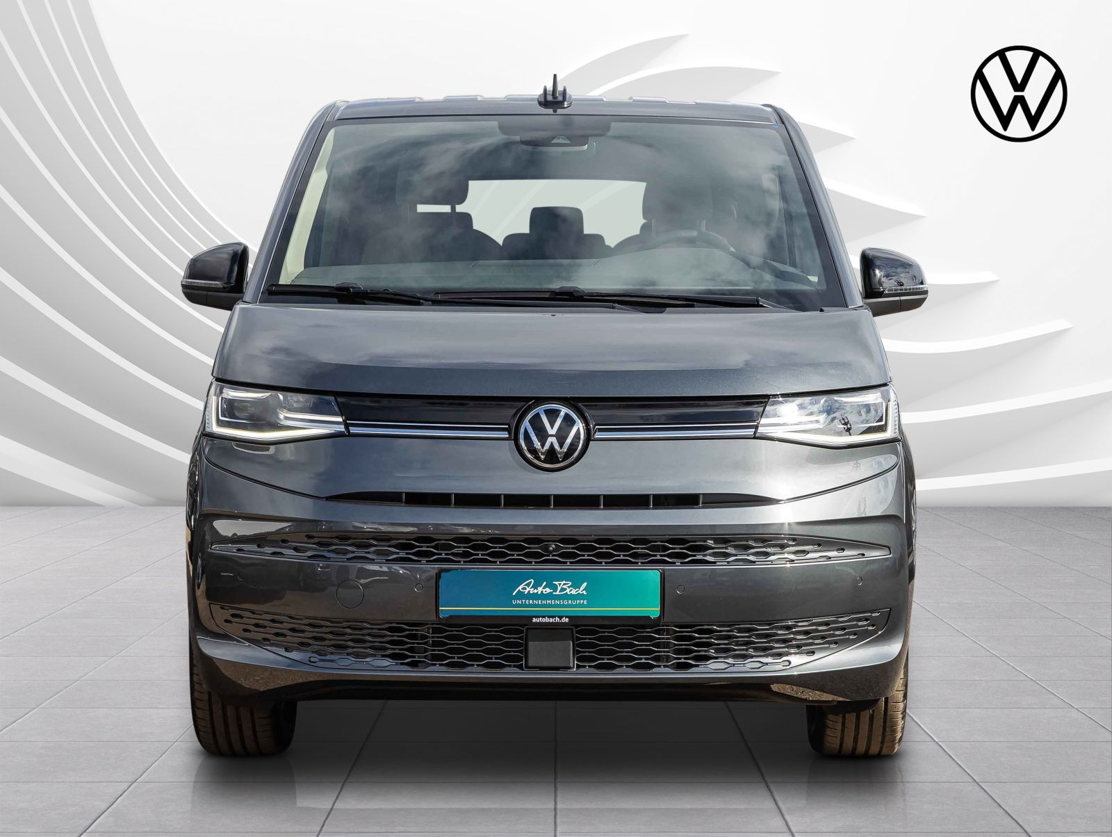 Volkswagen T7 Multivan Life 2.0 TSI Lang | AHK | Navi | IQ-Light