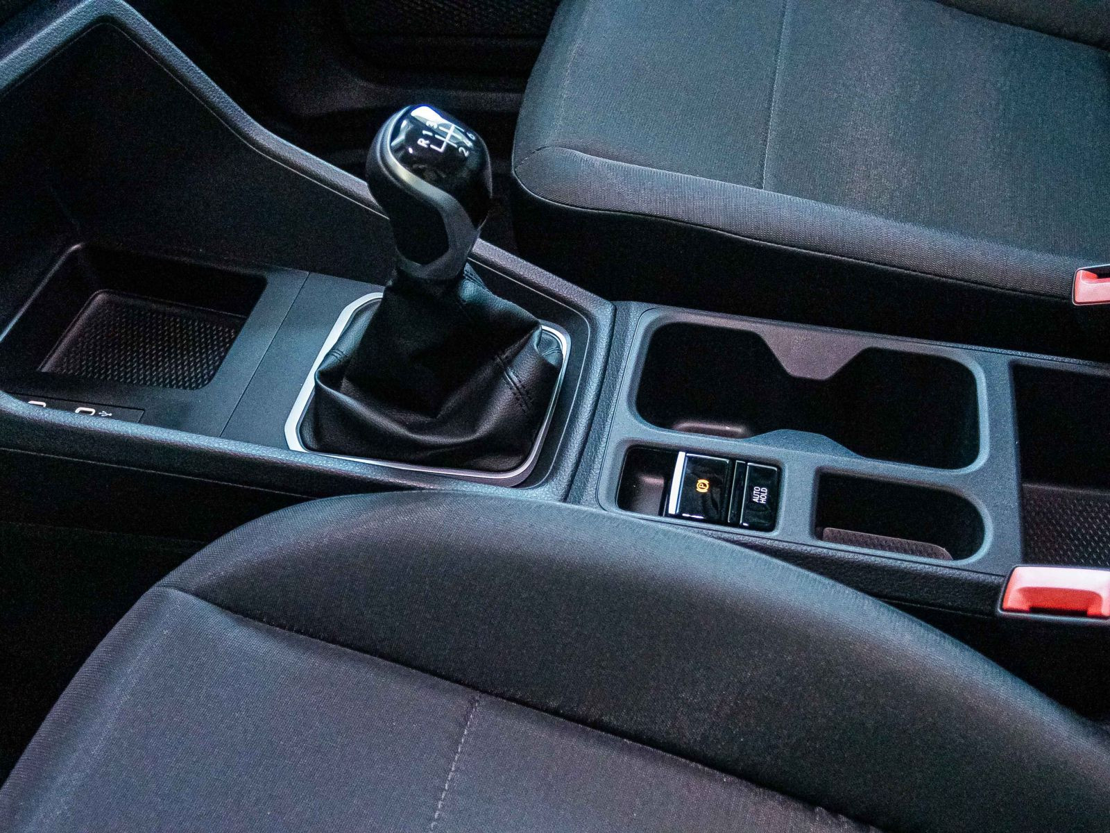 Volkswagen Caddy Cargo 2,0 l TDI 4MOTION | LED | Klima | Vor. AHK