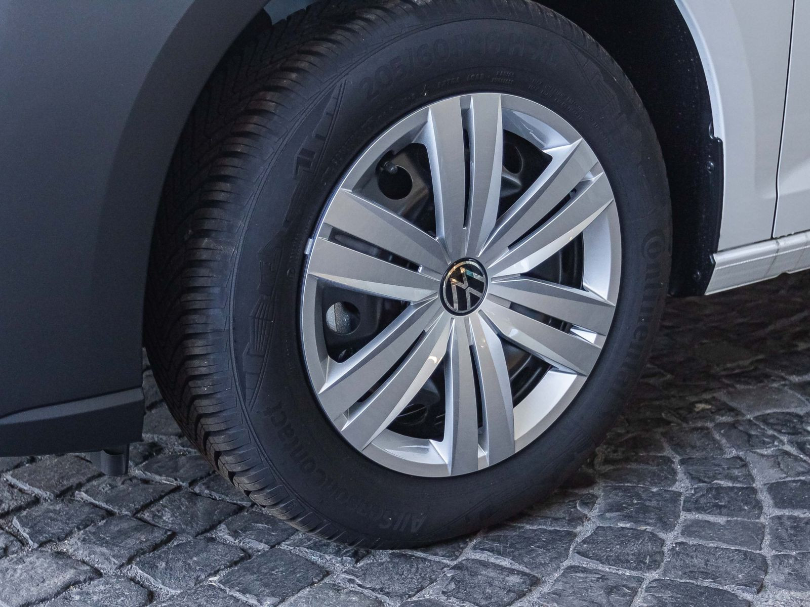 Volkswagen Caddy Cargo 2,0 l TDI 4MOTION | LED | Klima | Vor. AHK