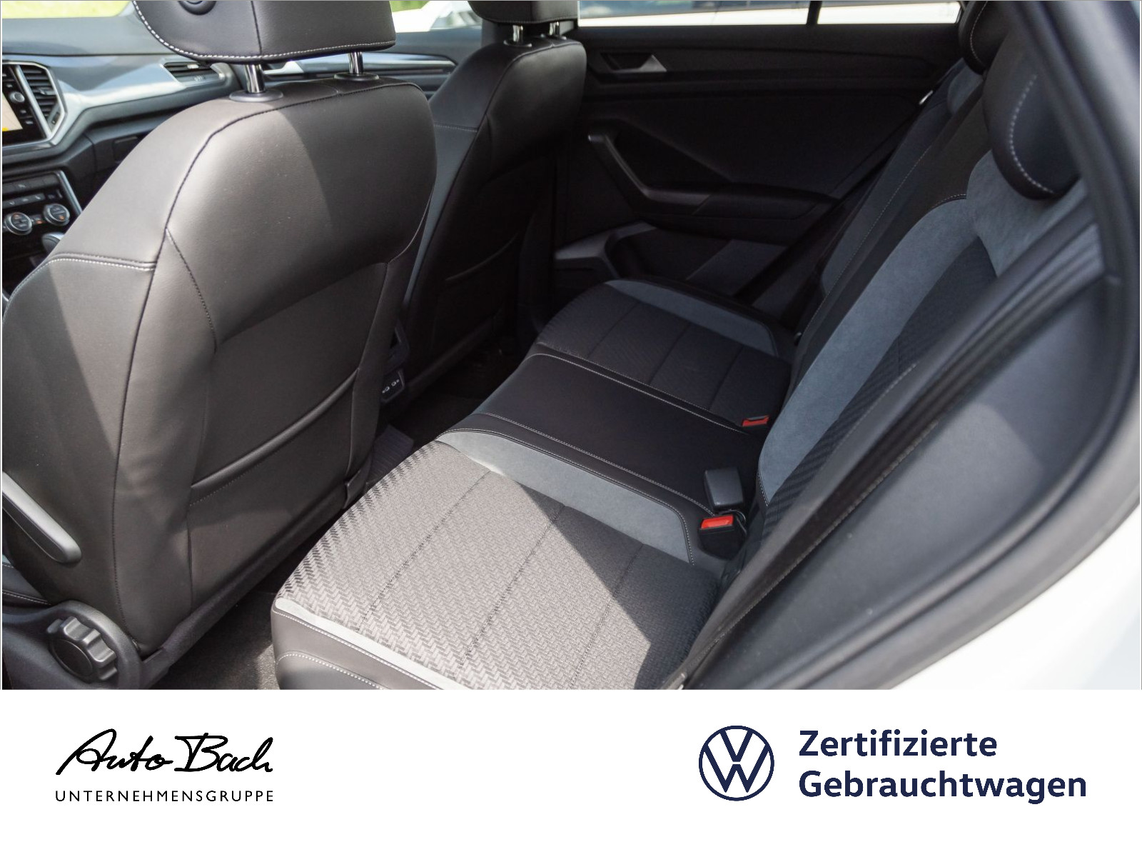 Volkswagen T-Roc 1.5 TSI "Sport" DSG Navi Digital Cockpit ACC EPH DAB