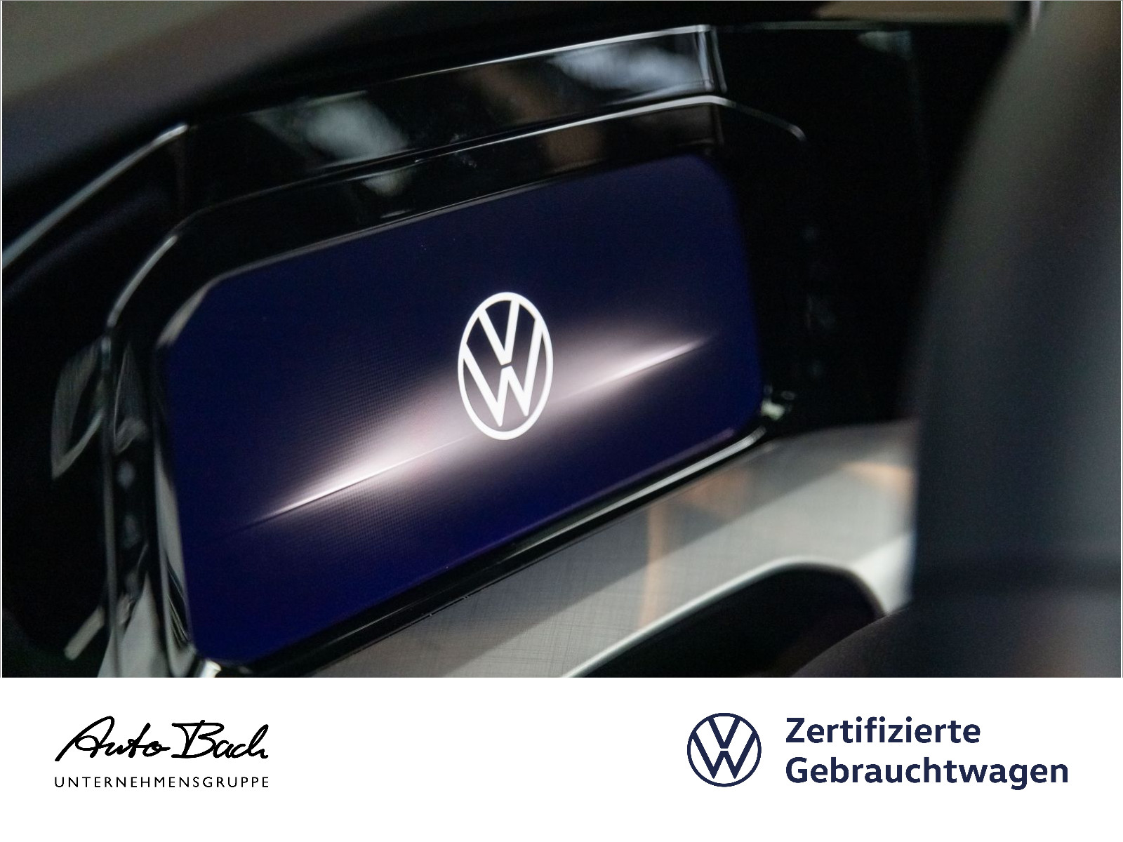 Volkswagen Golf VIII 1.5 TSI "Life" LED Digital Cockpit Panorama ACC EPH DAB