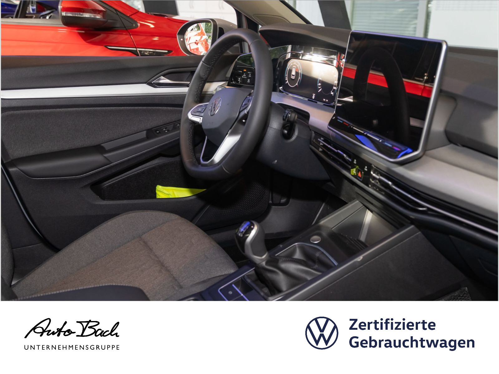 Volkswagen Golf VIII 1.5 TSI "Life" LED Digital Cockpit Panorama ACC EPH DAB