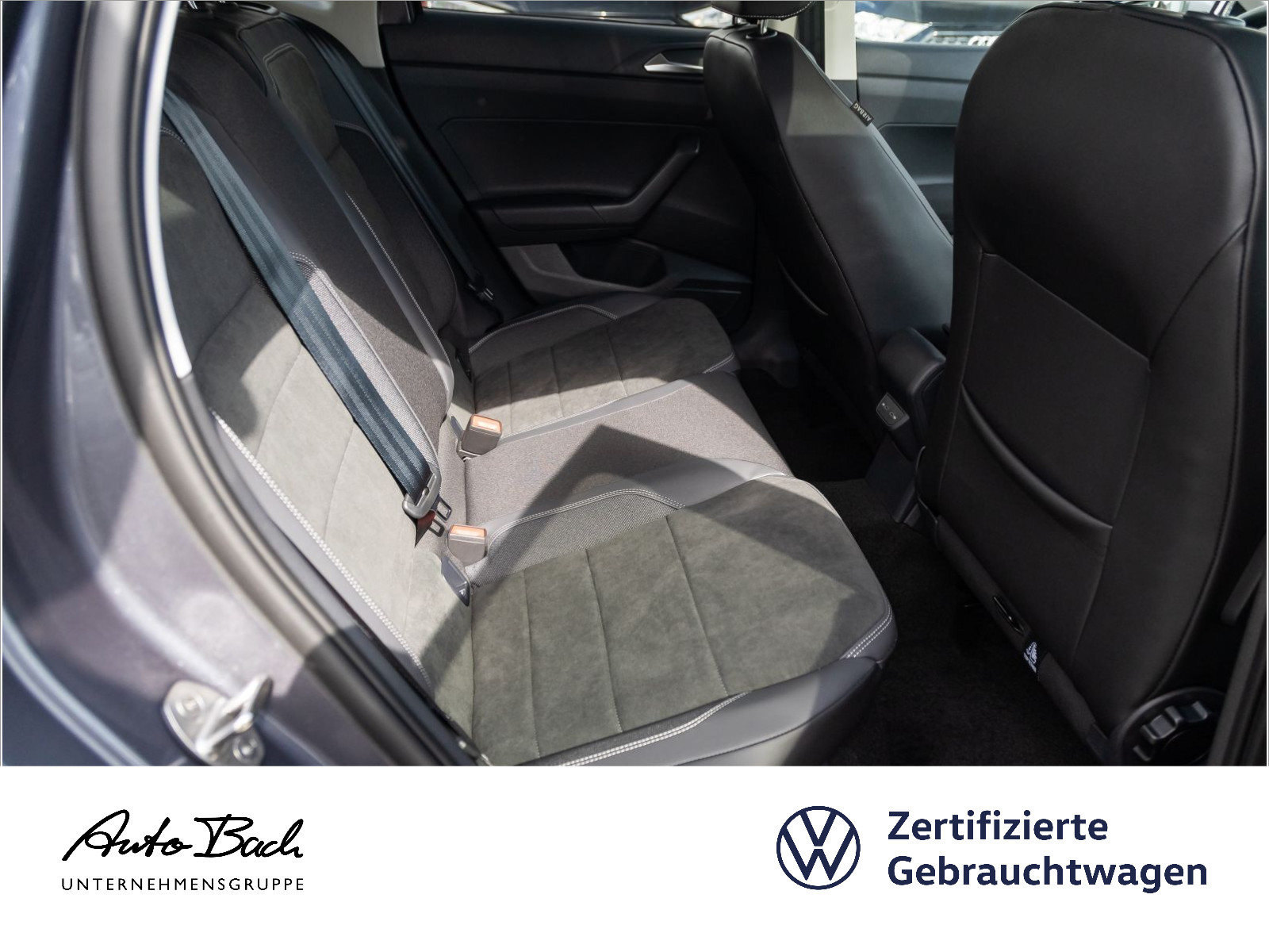 Volkswagen Polo 1.0 TSI "Style" DSG Navi LED Digital Cockpit Panorama ACC EPH AHK