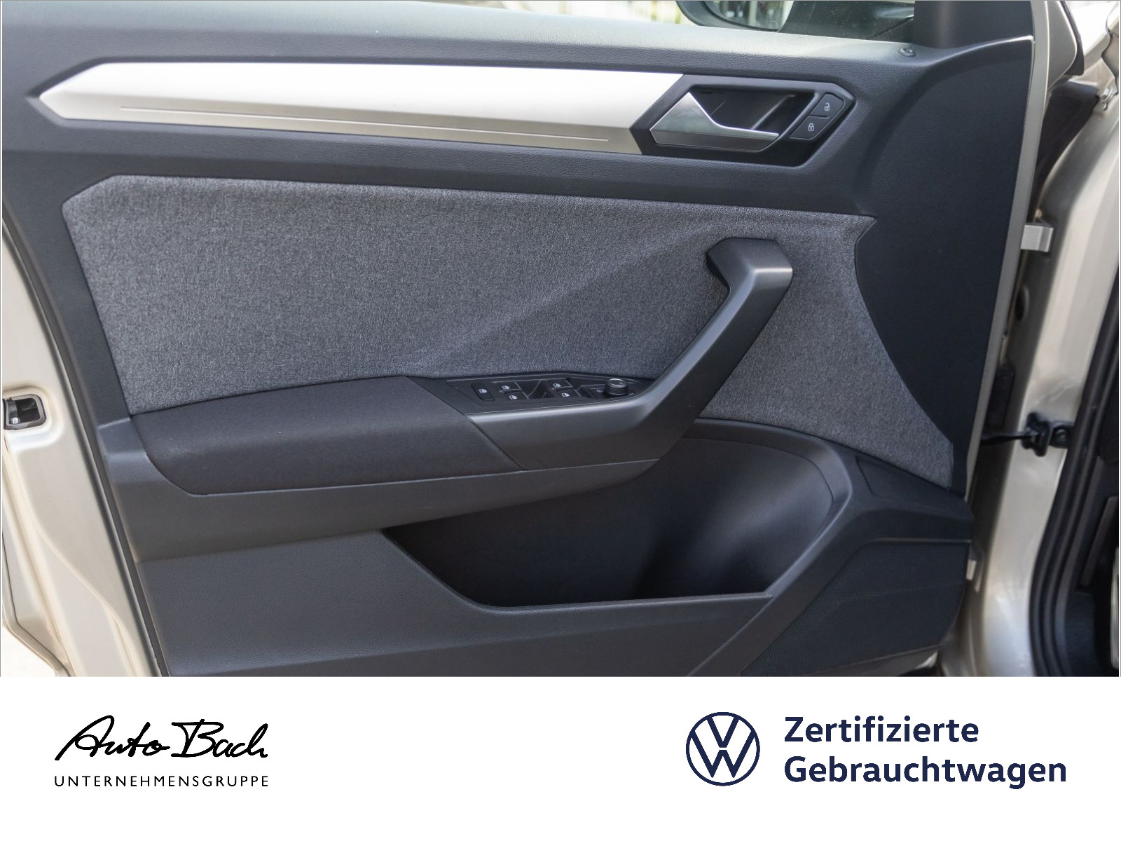 Volkswagen T-Roc 1.5 TSI "MOVE" DSG Navi LED Digital Cockpit ACC EPH DAB