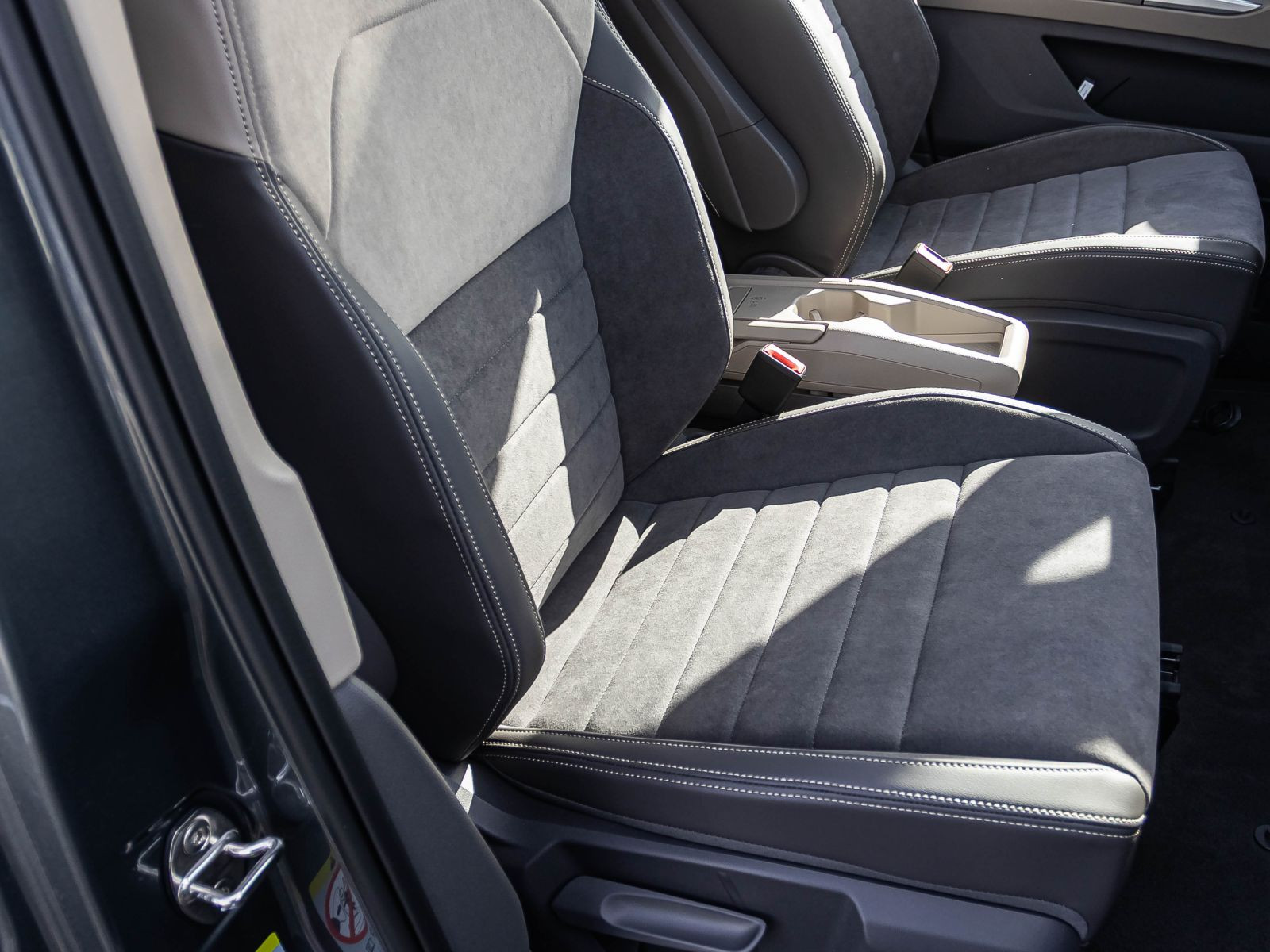 Volkswagen T7 Multivan 2.0 TDI  "Edition" Lang | Head-Up