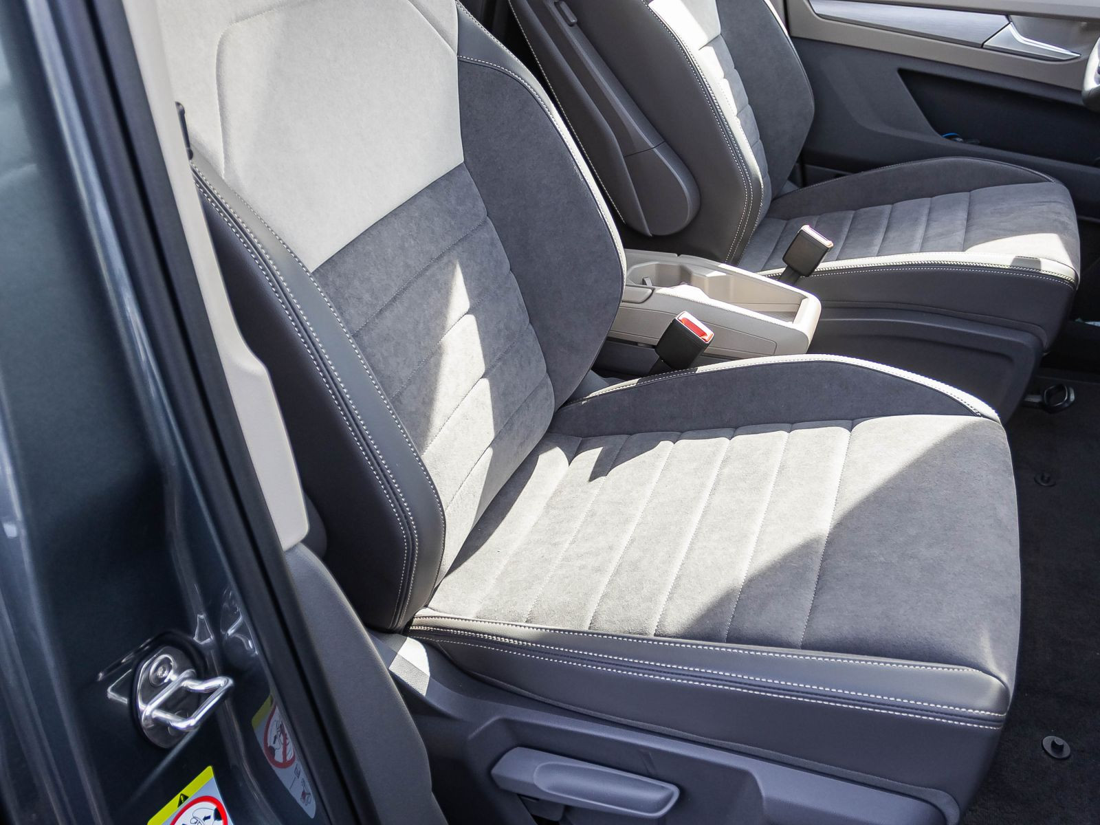 Volkswagen T7 Multivan 2.0 TDI | Standhzg. | Head-Up | IQ-Light