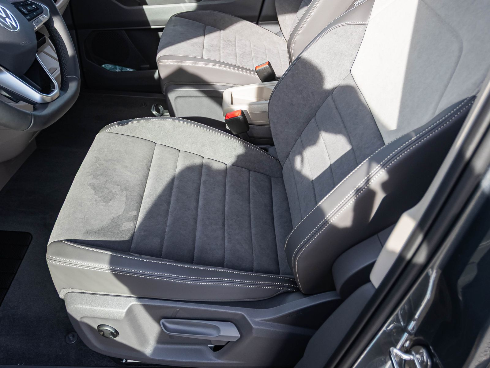 Volkswagen T7 Multivan 2.0 TDI | Standhzg. | Head-Up | IQ-Light