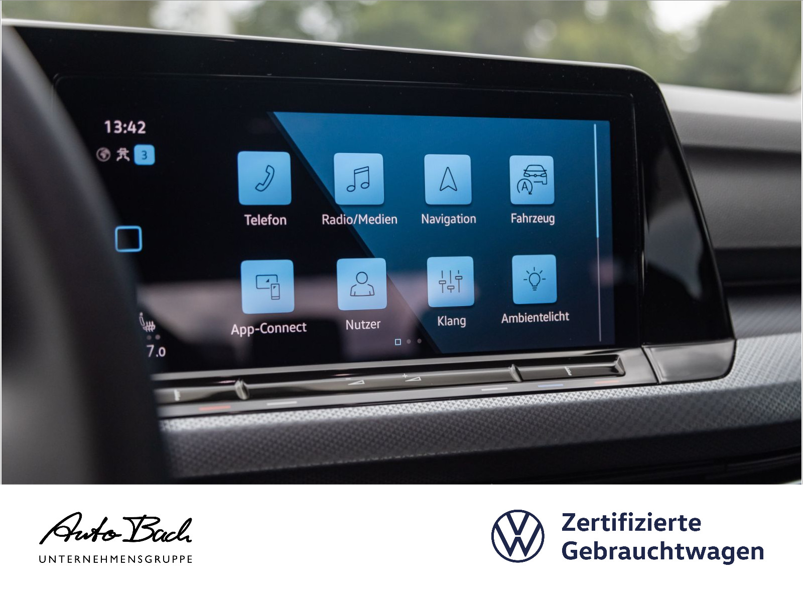 Volkswagen Golf VIII 1.5 eTSI "ACTIVE" DSG Navi LED Digital Cockpit ACC EPH AHK