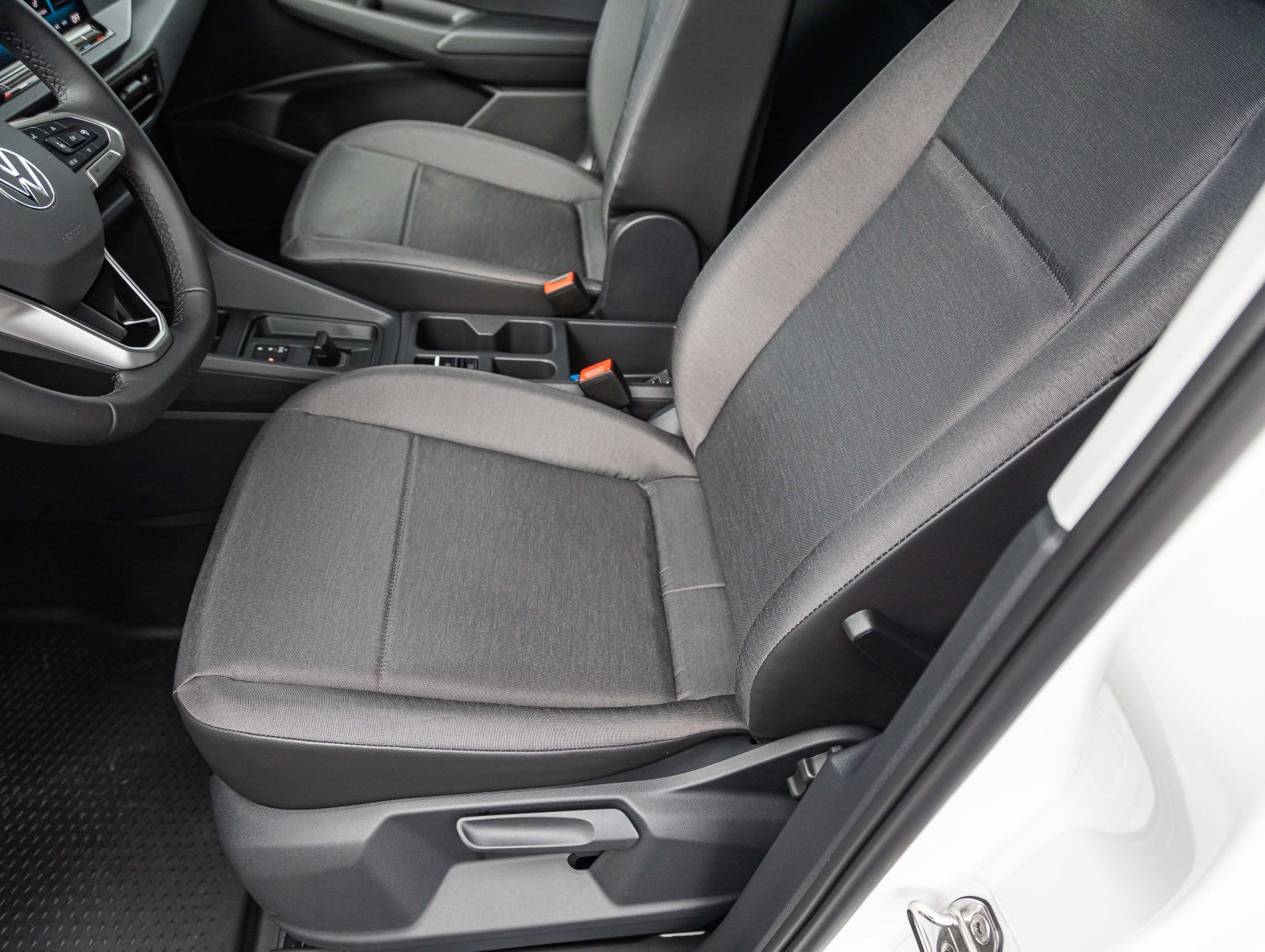 Volkswagen Caddy 2.0 TDI "Cargo" DSG LED Digital Cockpit Climatronic GRA EPH AHK