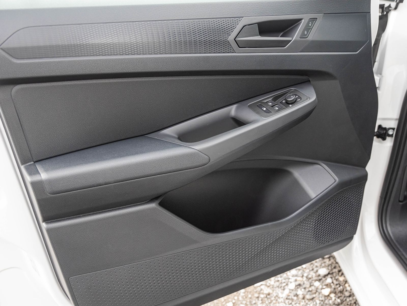 Volkswagen Caddy 2.0 TDI "Cargo" DSG LED Digital Cockpit Climatronic GRA EPH AHK