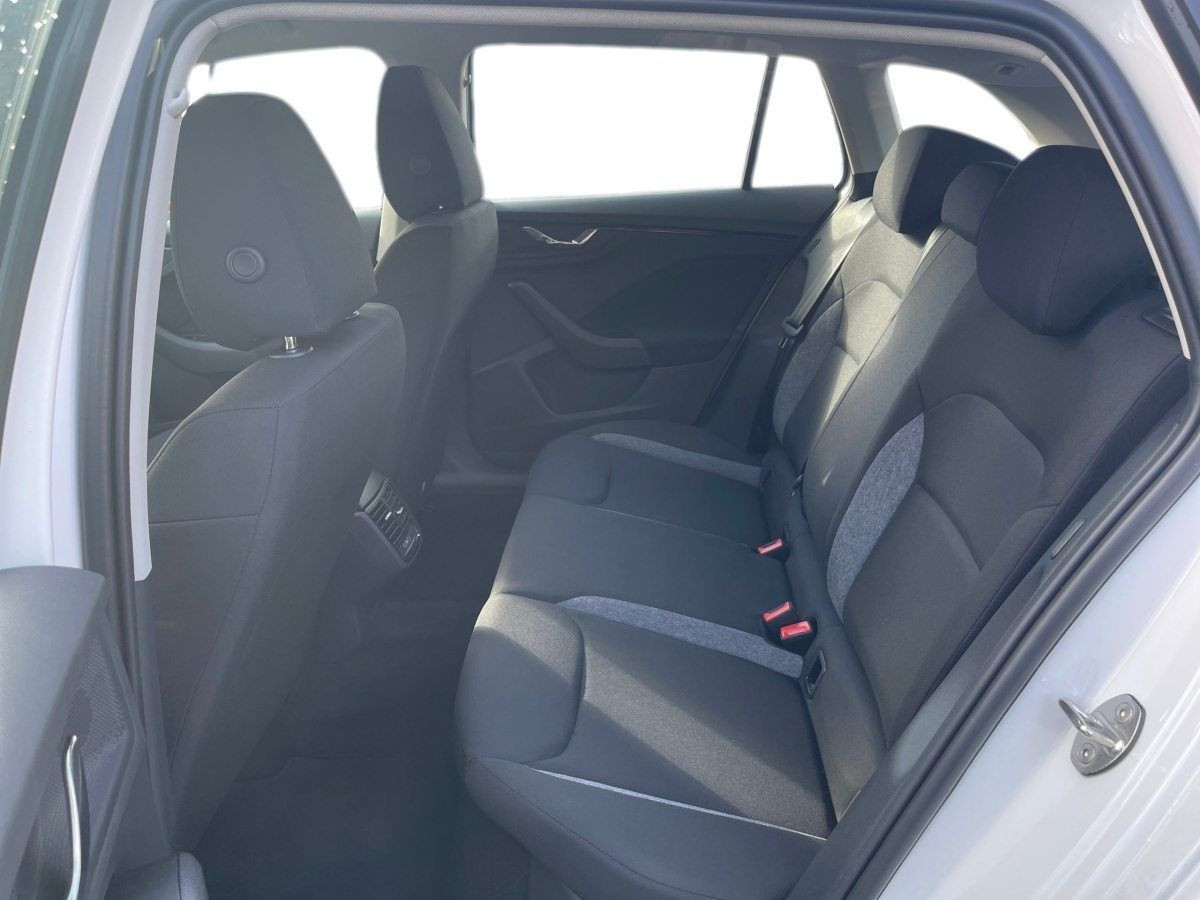 Skoda Scala 1.0 TSI Essence LED Klima GRA EPH DAB