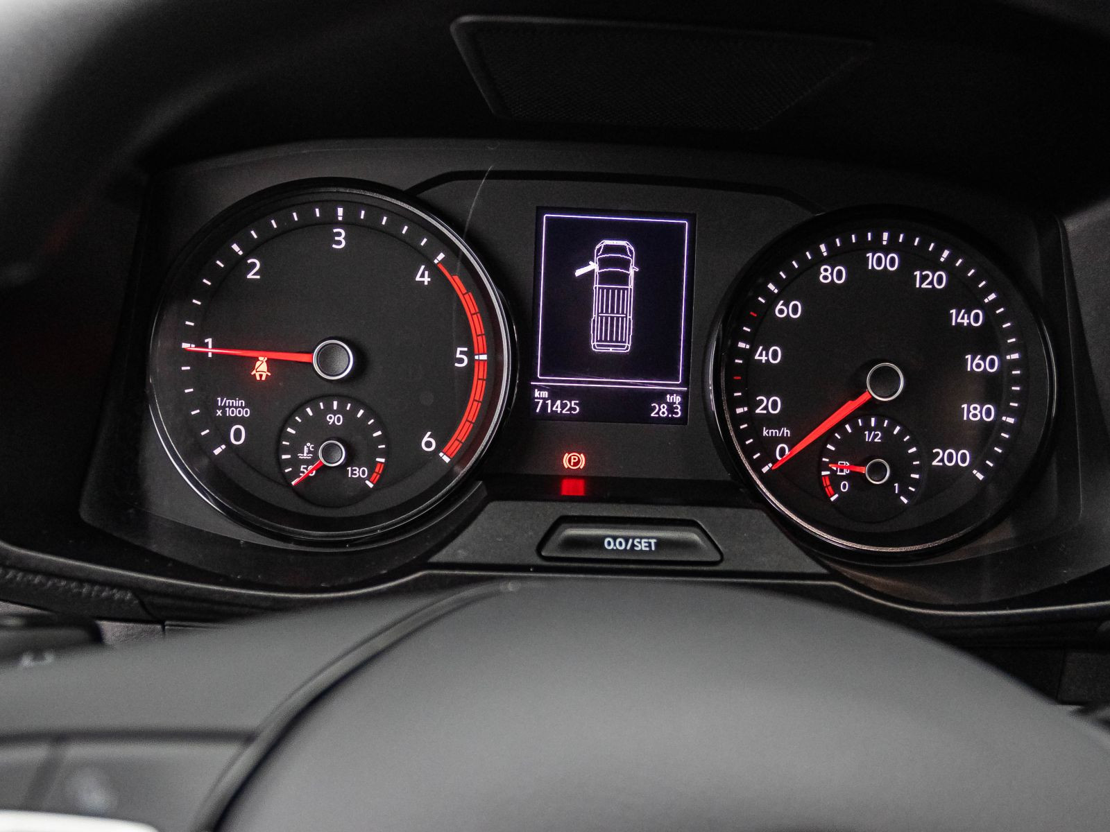 Volkswagen Crafter Kasten 2.0 TDI MR Navi LED GRA EPH DAB AHK