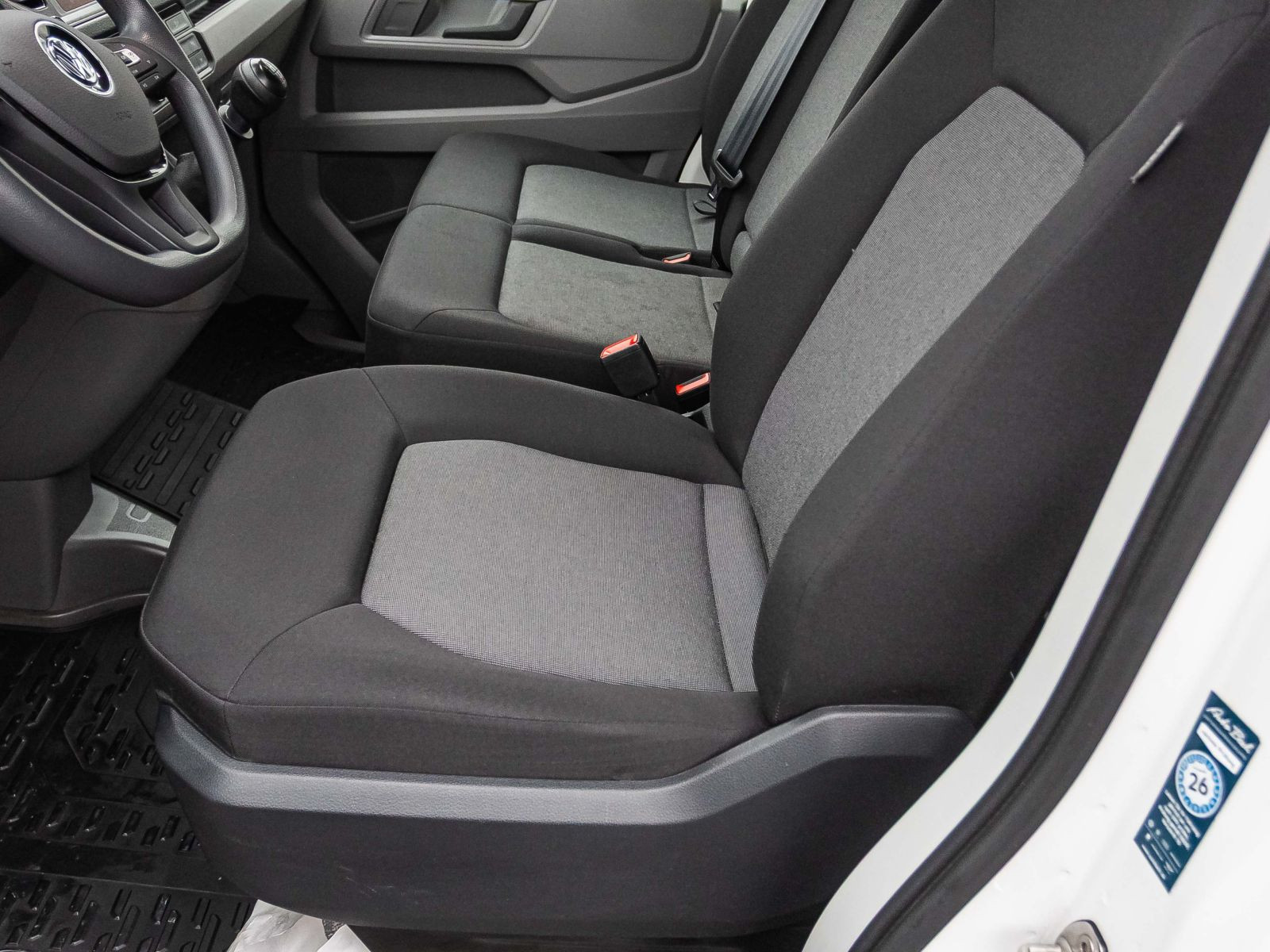 Volkswagen Crafter Kasten 2.0 TDI MR Navi LED GRA EPH DAB AHK