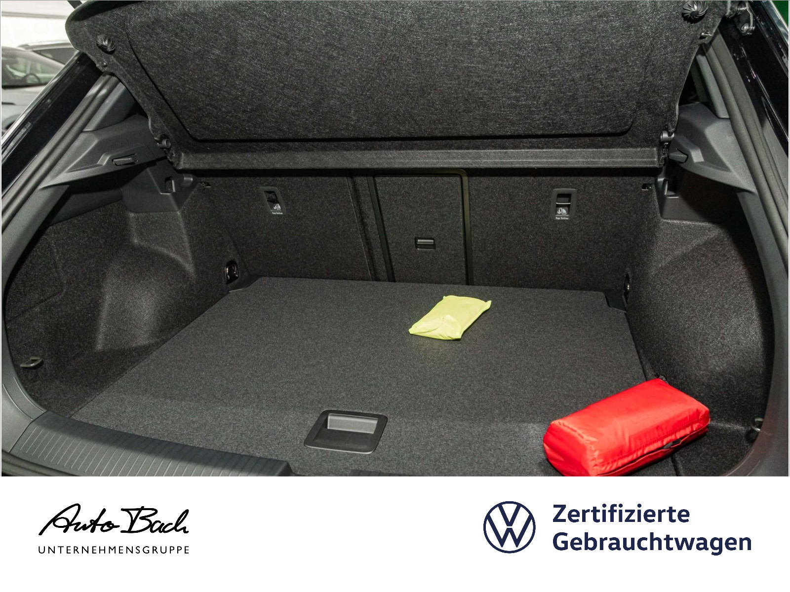 Volkswagen T-Roc 1.5 TSI DSG "MOVE" Navi, LED, Digital Cockpit, ACC, App-Connect