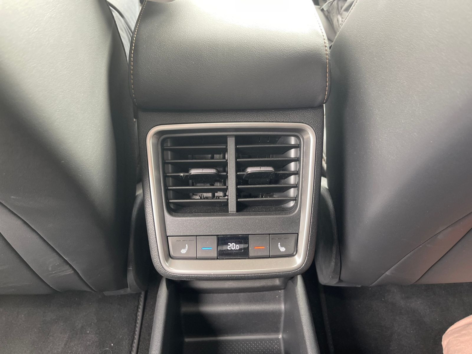 Skoda Elroq 85 Navi LED Standhzg Standklima HuD AHK