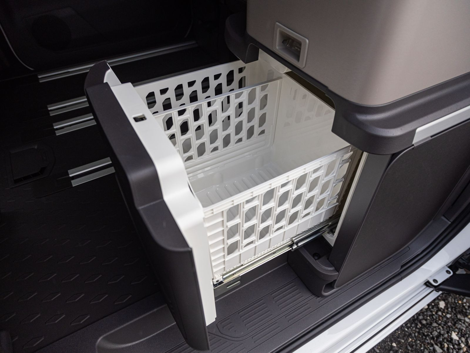Volkswagen California Coast | AHK  anklappbar | Navi