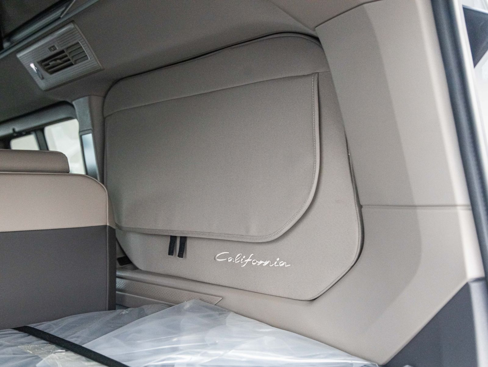 Volkswagen California Coast | AHK  anklappbar | Navi