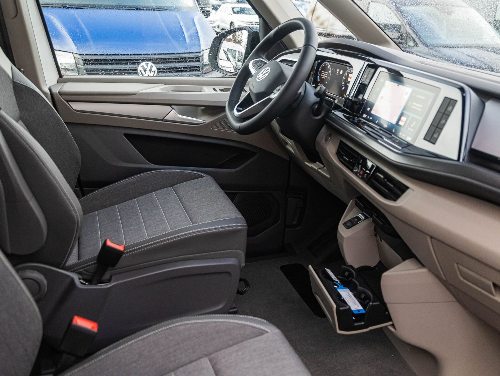 Volkswagen California Coast | AHK  anklappbar | Navi