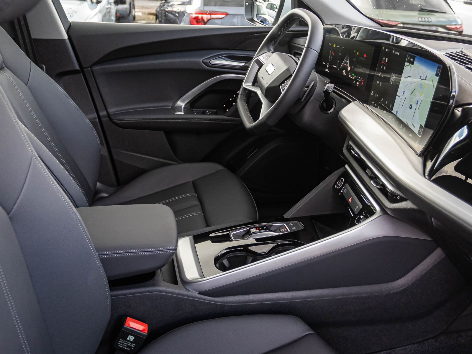 Audi Q5  TFSI 204PS  20" TECH-Paket Mildhybrid