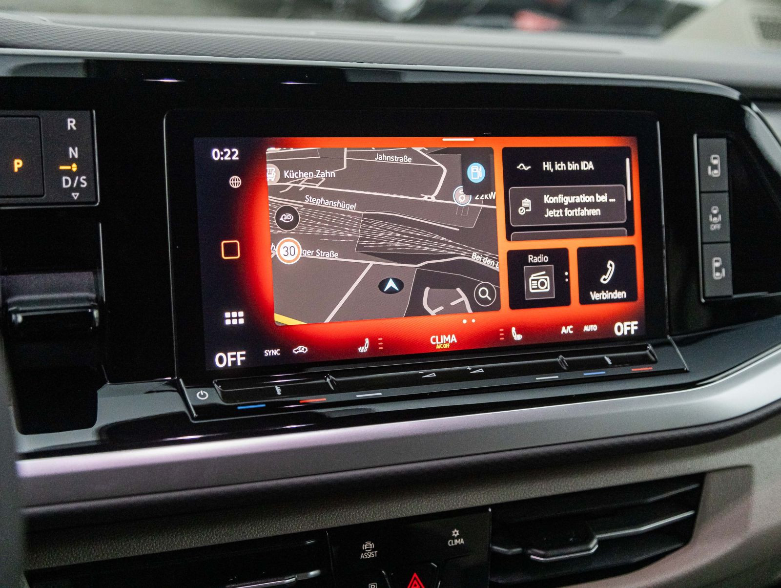 Volkswagen T7 Multivan Life 2.0 TDI Lang | Digi-Cocpit Pro