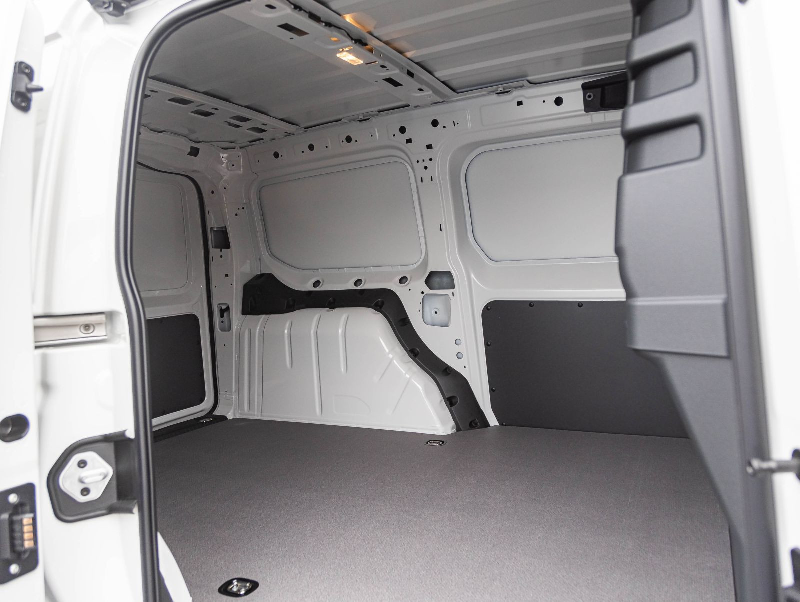 Volkswagen Caddy Cargo Maxi 2,0 l TDI 4MOTION | Klima | AHK