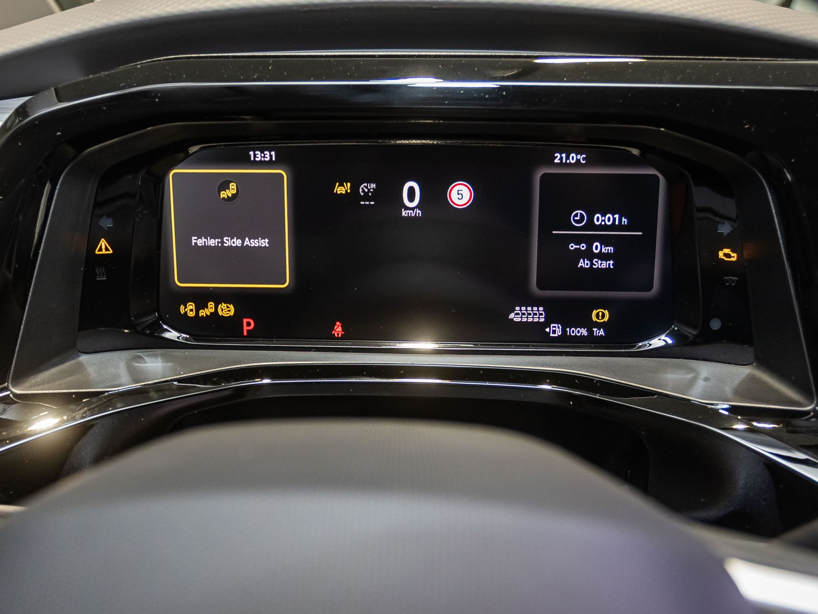 Volkswagen T7 Multivan Life "Edition" kurz | Vis-a-Vis | Assistenzpaket