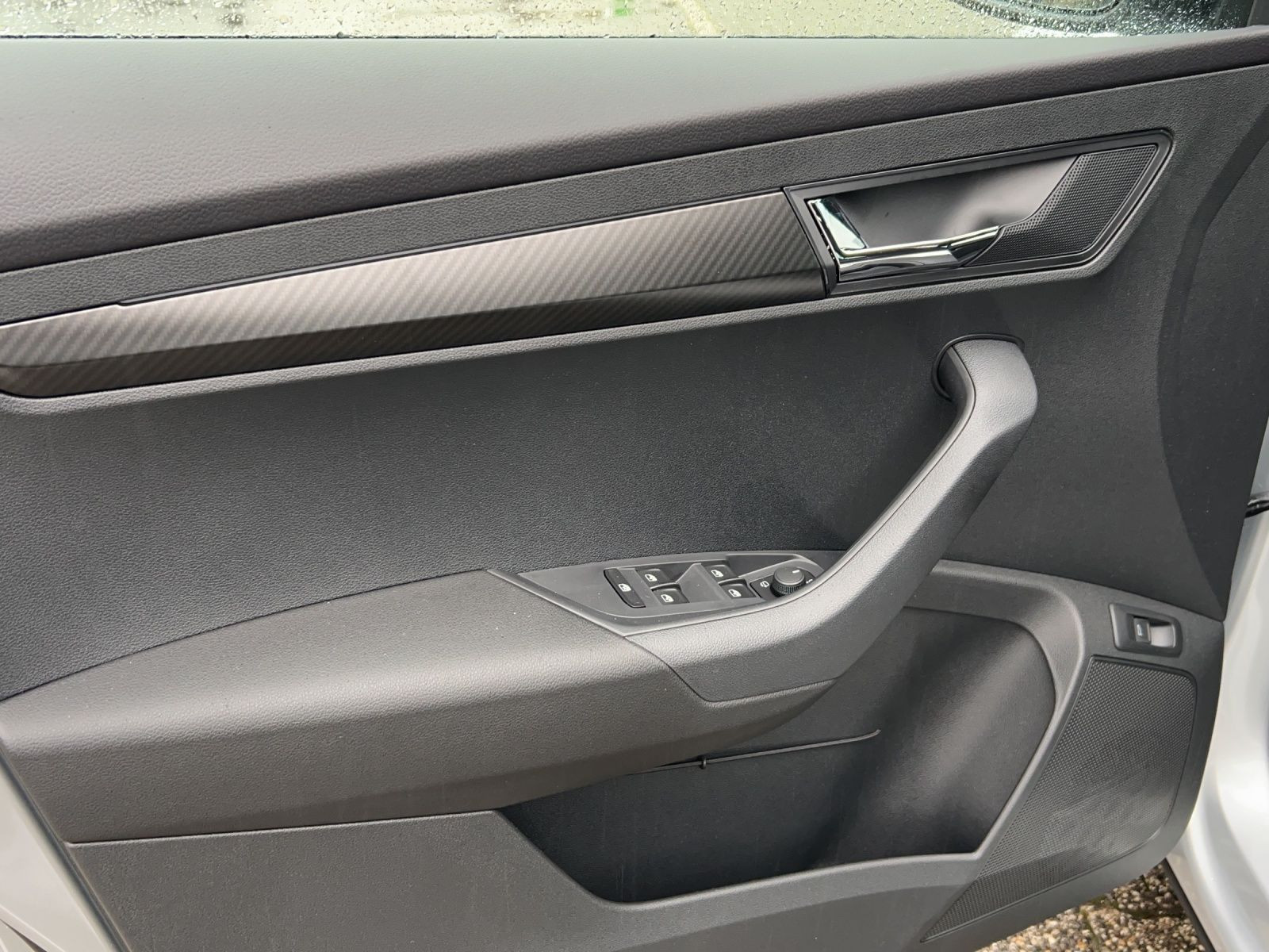 Skoda Karoq 2.0 TDI Sportline DSG 4x4 Navi LED ACC AHK