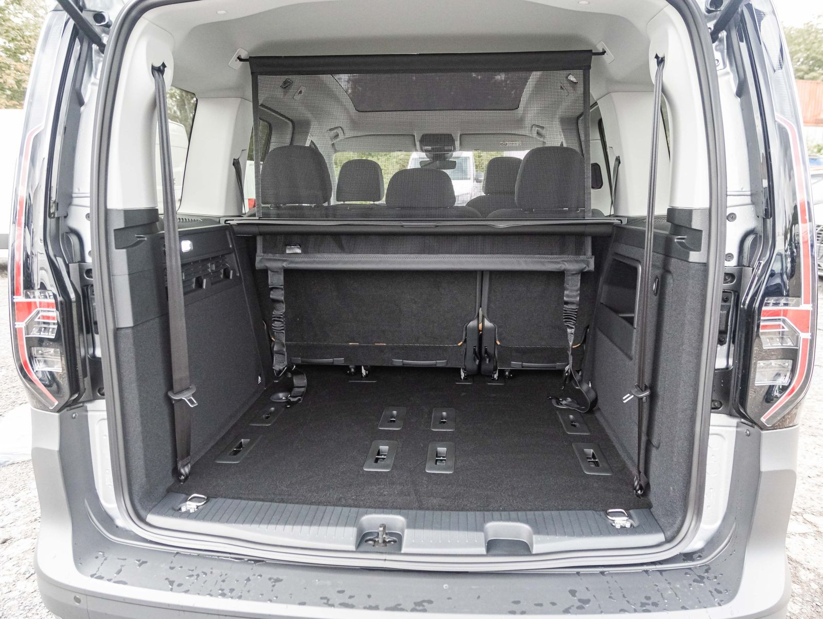 Volkswagen Caddy 2.0 TDI DSG PanAmericana, LED, Navi, Standheizung, AHK, Rückfahrkamera